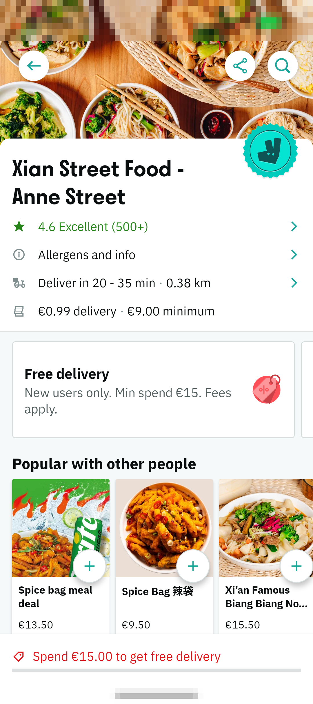 Deliveroo App 餐馆详情页截图，显示 Allergens and info、配送时间、配送费、最低消费和部分菜单