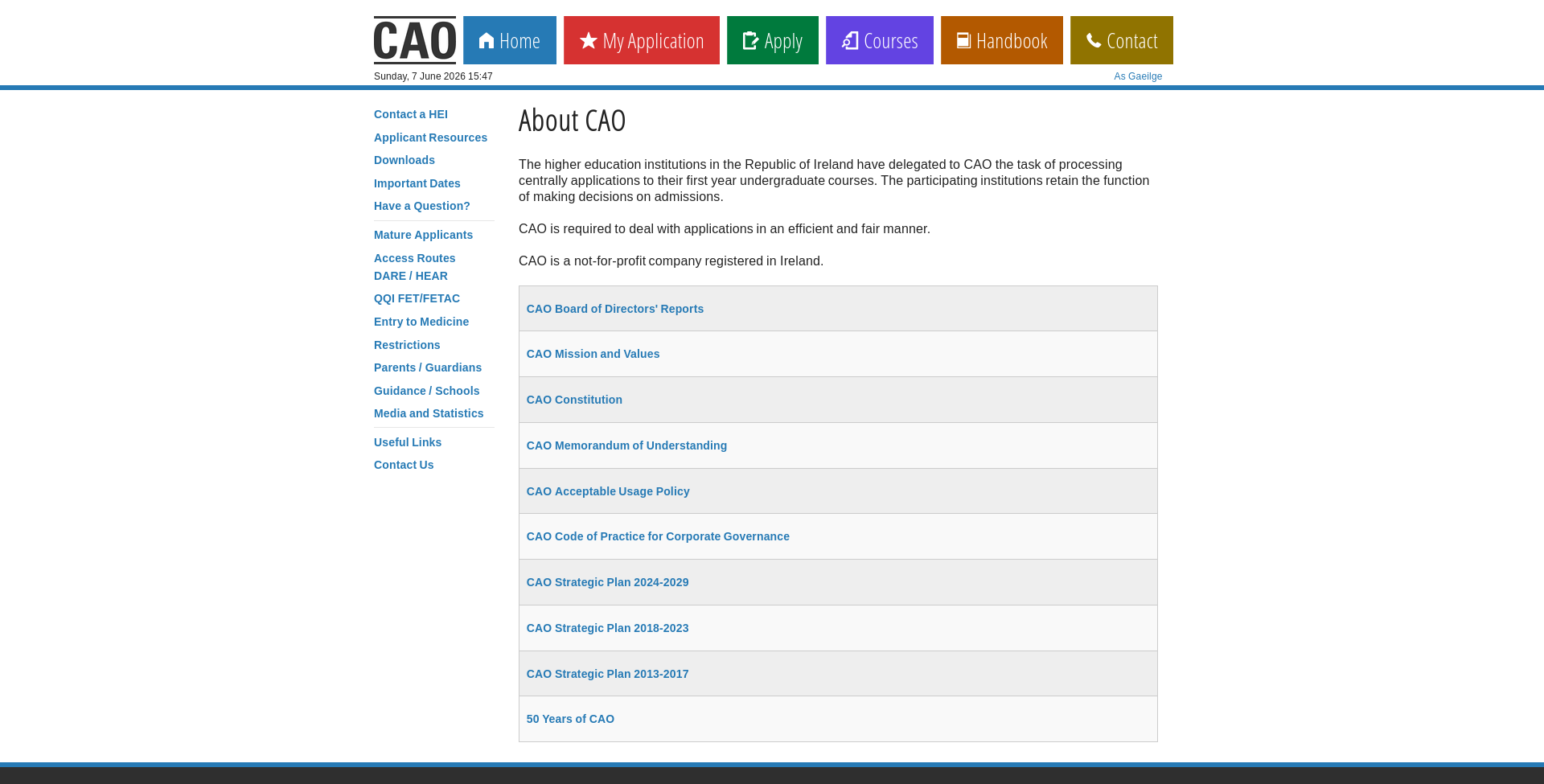 CAO 官网说明本科集中申请角色的公开页面截图。